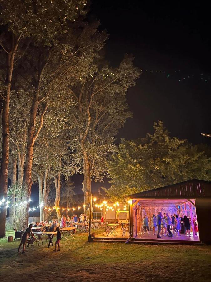 Ferienwohnung Wez Tu Przystan - Mikolajek 1 Pomiechówek Exterior foto